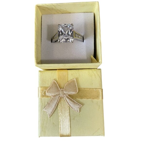 Sterling Silver Princess Cut CZ Ring Baguette Accent Statement Engagement - Picture 2 of 8